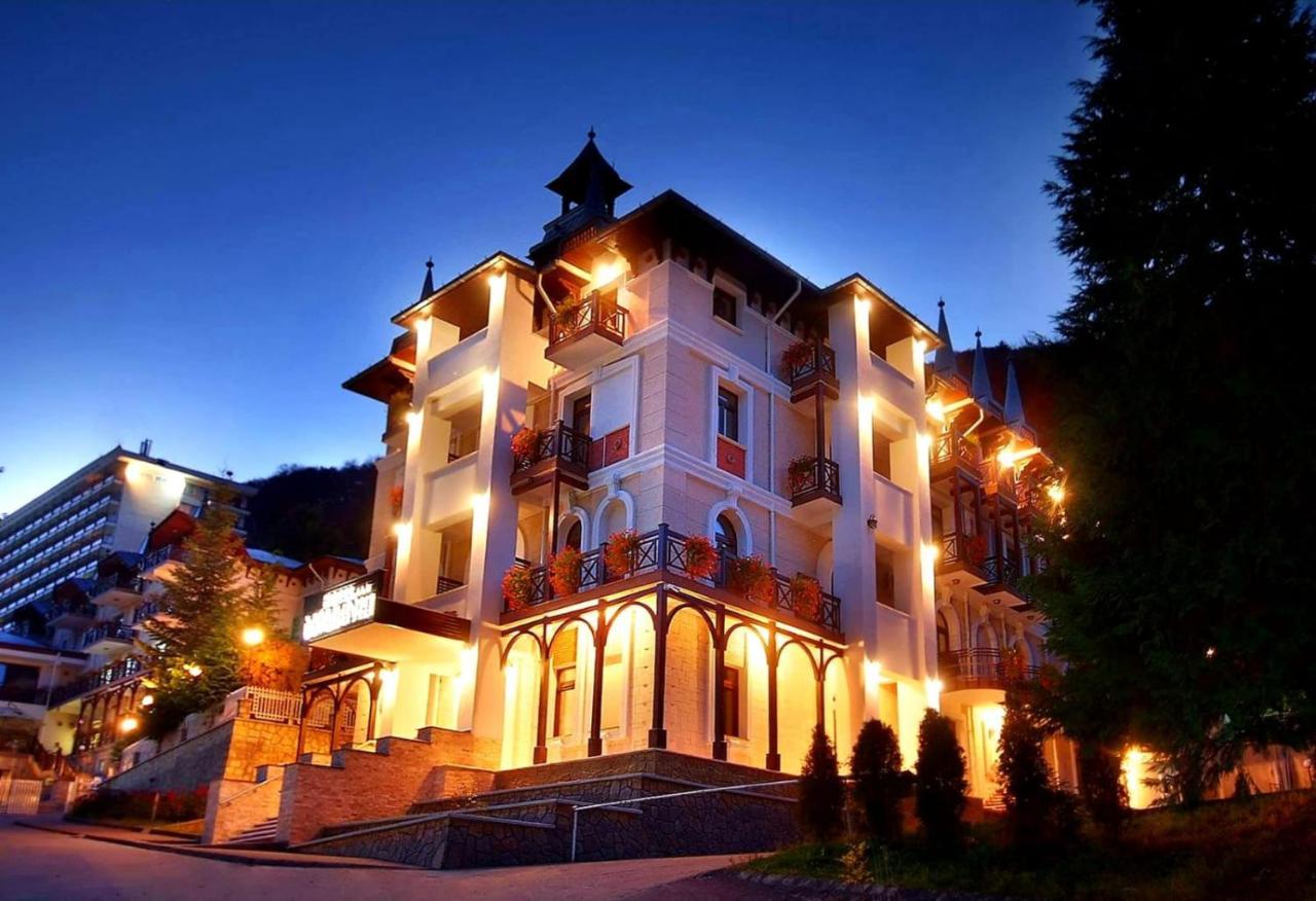 Hotel Moldavia 斯兰默多瓦 外观 照片