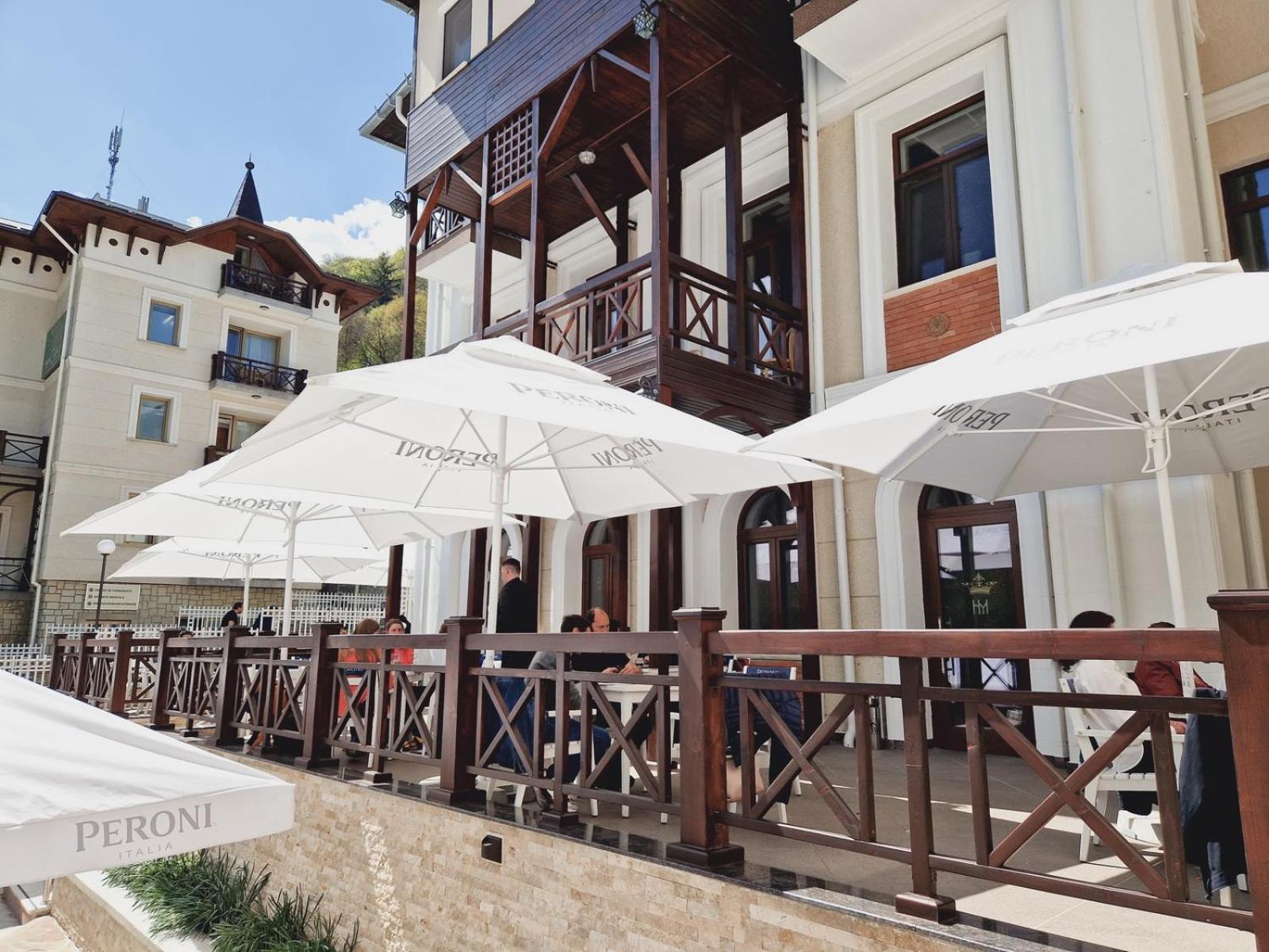 Hotel Moldavia 斯兰默多瓦 外观 照片